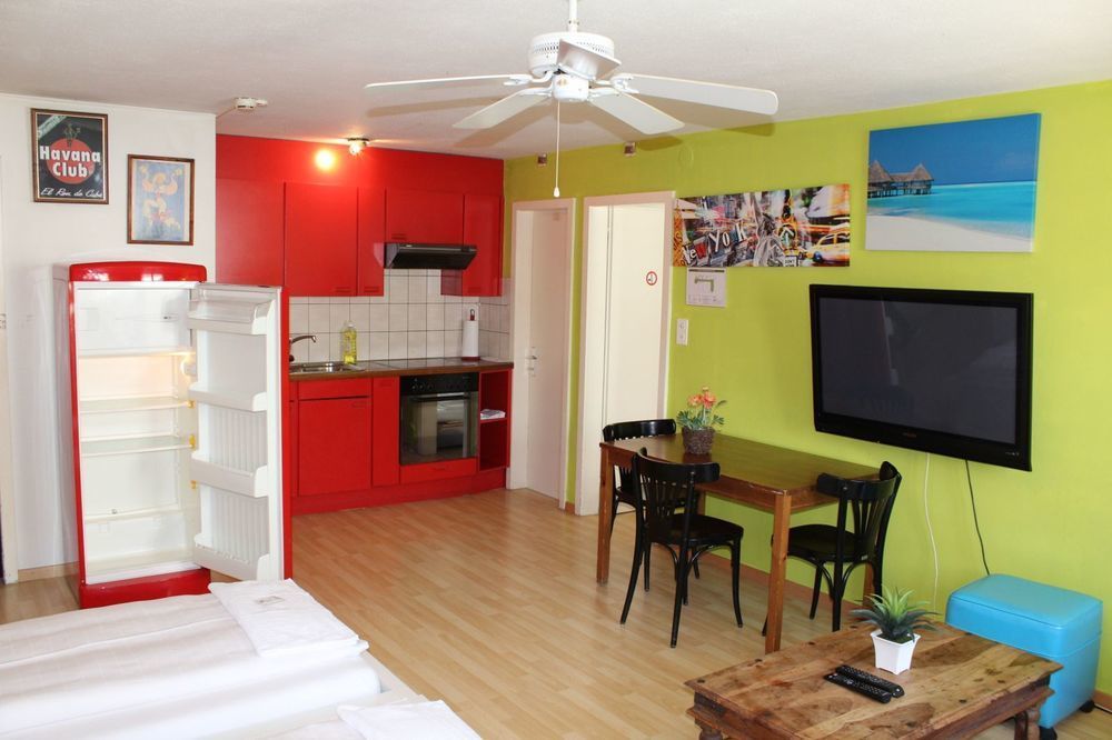 Hotel & Backpackers Zak Schaffhausen Dış mekan fotoğraf